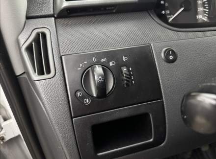 Mercedes-Benz - Vito