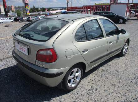 Renault - Megane