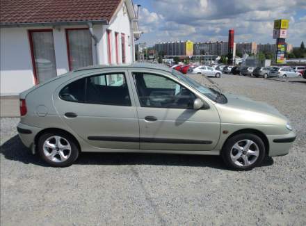Renault - Megane
