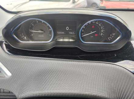 Peugeot - 2008