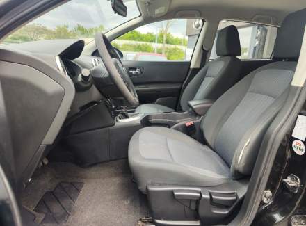 Nissan - Qashqai