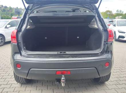 Nissan - Qashqai
