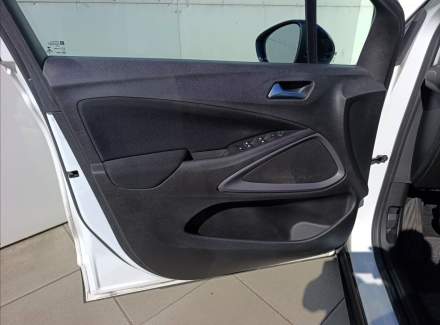 Opel - Crossland X