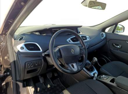 Renault - Scenic