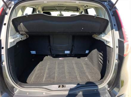 Renault - Scenic