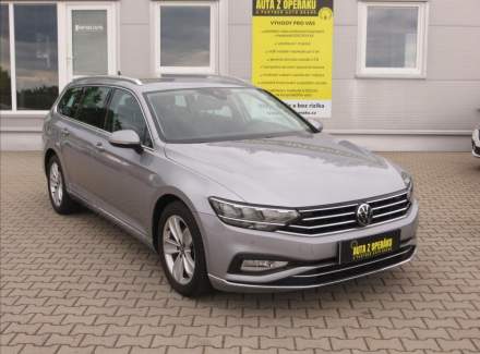 Volkswagen - Passat
