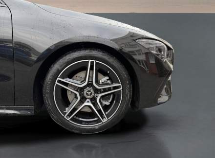 Mercedes-Benz - CLA