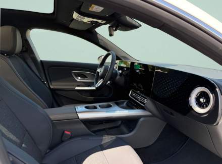 Mercedes-Benz - CLA