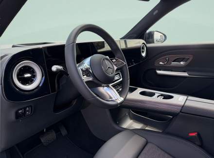Mercedes-Benz - GLB