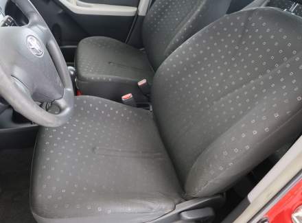 Toyota - Yaris