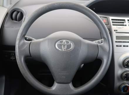 Toyota - Yaris