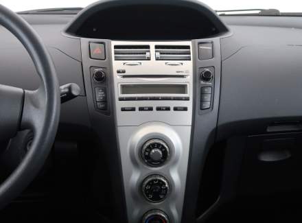Toyota - Yaris