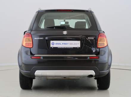 Suzuki - SX4
