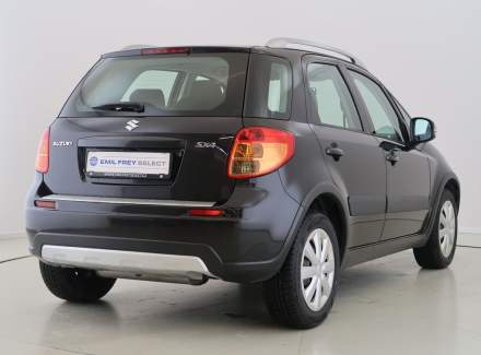 Suzuki - SX4