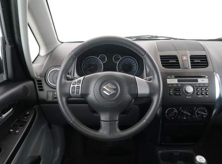 Suzuki - SX4