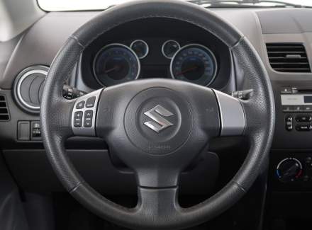 Suzuki - SX4