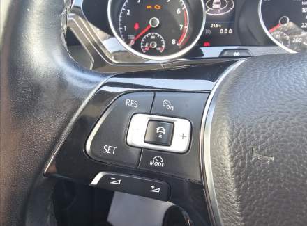 Volkswagen - Touran