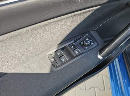 Volkswagen - Touran