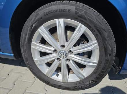 Volkswagen - Touran