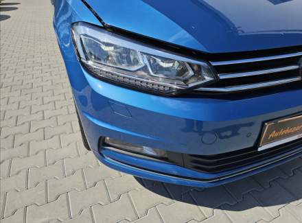 Volkswagen - Touran