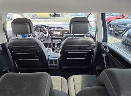 Volkswagen - Touran