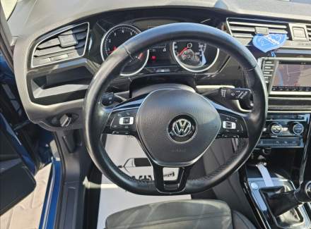 Volkswagen - Touran