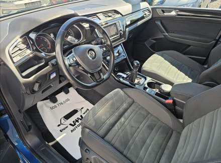 Volkswagen - Touran