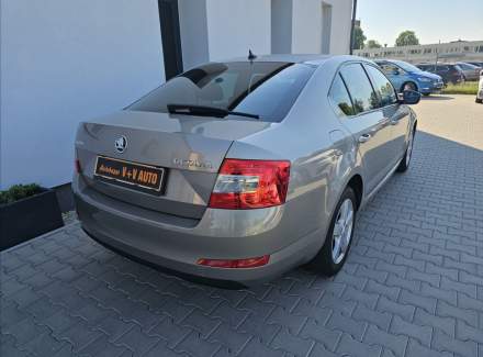 Škoda - Octavia