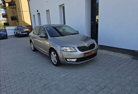 Škoda - Octavia