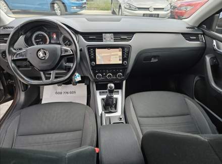 Škoda - Octavia