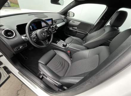 Mercedes-Benz - GLB