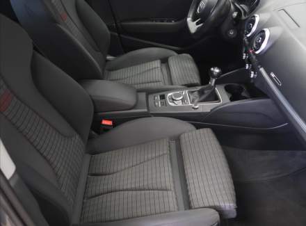 Audi - A3