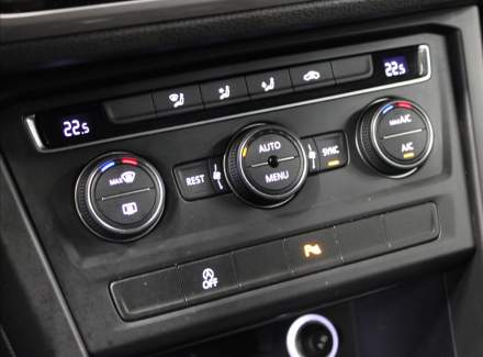 Volkswagen - Touran