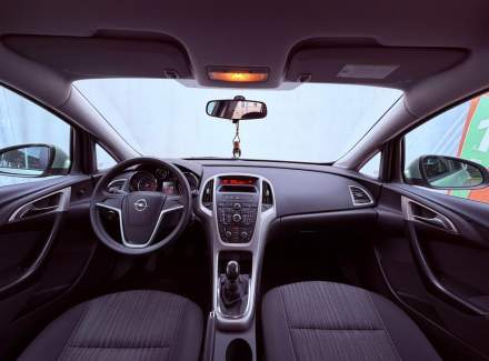 Opel - Astra