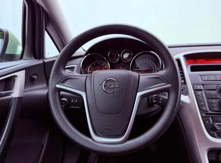Opel - Astra