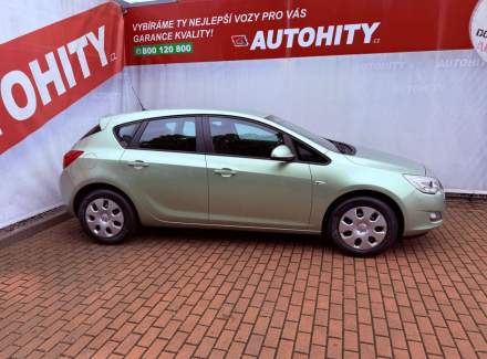 Opel - Astra