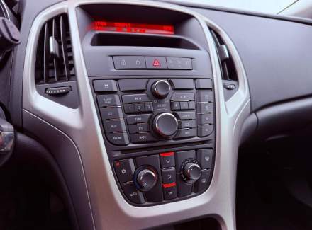 Opel - Astra