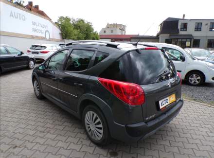 Peugeot - 207