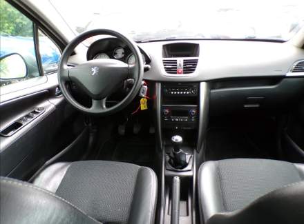 Peugeot - 207
