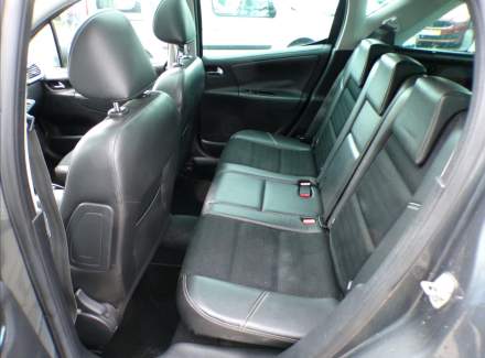 Peugeot - 207