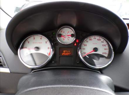 Peugeot - 207