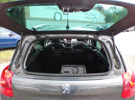 Peugeot - 207