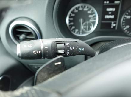 Mercedes-Benz - Vito