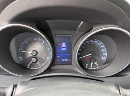 Toyota - Auris