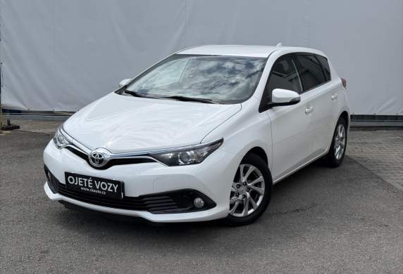 Toyota - Auris