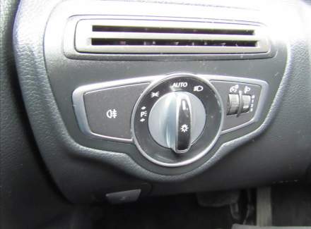 Mercedes-Benz - C-class