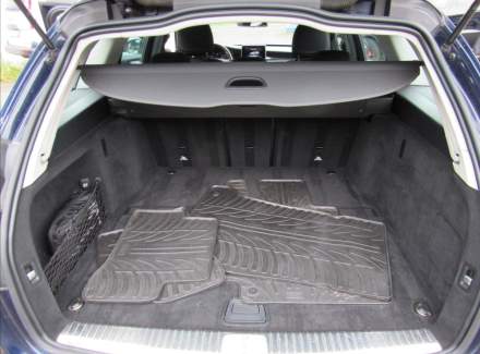Mercedes-Benz - C-class