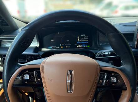 Lincoln - Aviator