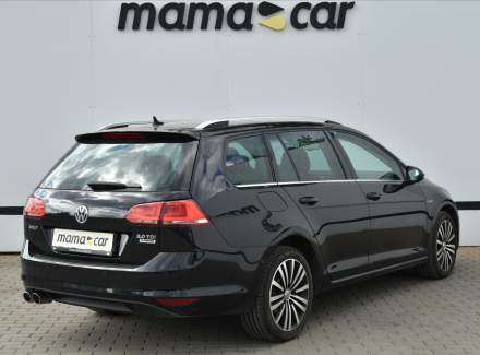 Volkswagen - Golf