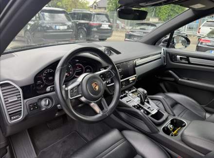 Porsche - Cayenne